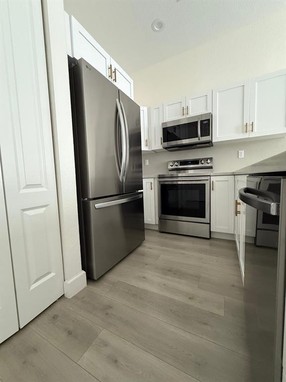 Photo - 705 SW 147th Ave
