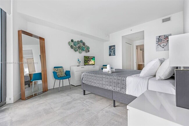 Photo - 501 NE 31st St Unit 3307