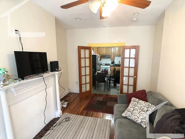 Photo - Really Nice 4 bed 2 bath in Fort Hill....