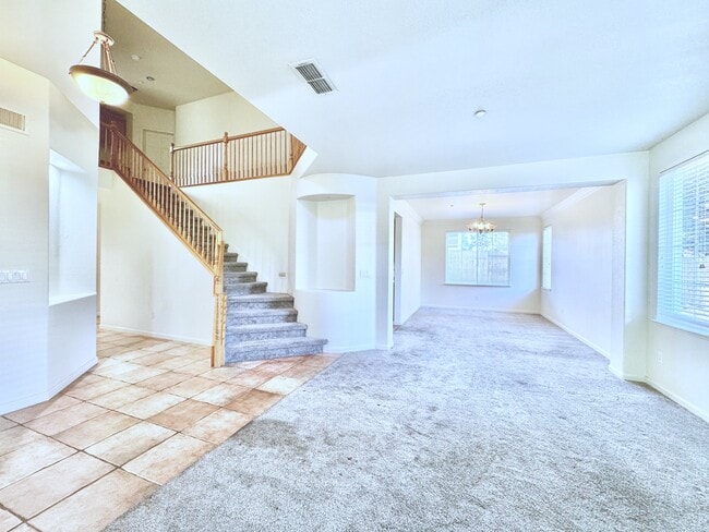 Photo - 1207 Silverton Way