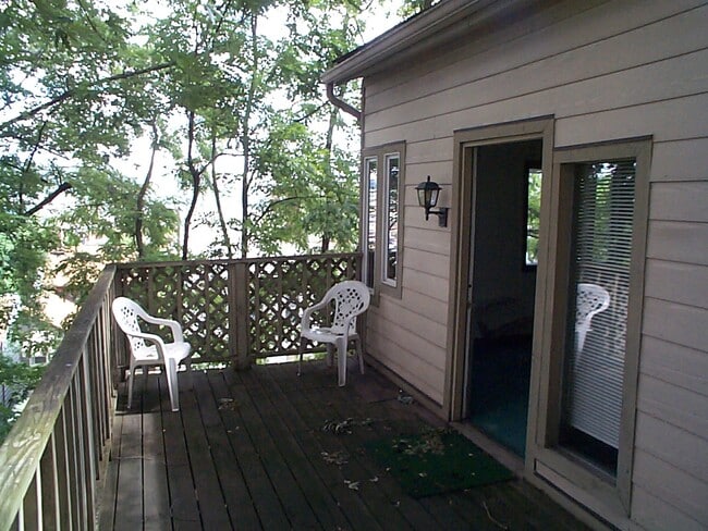 Photo - 2405 Mission St