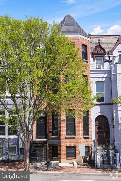 Building Photo - 1119 6th St NW Rental