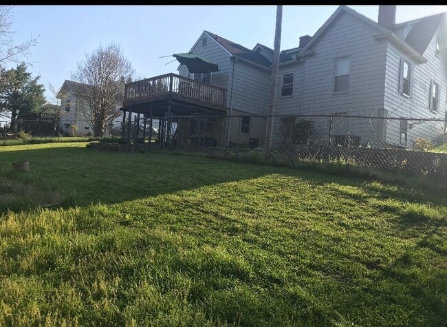 Photo - 160 Locust Ln