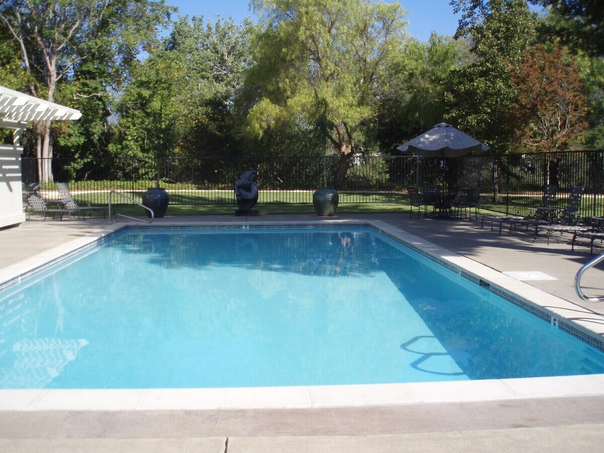 Photo - Downstairs Spacious 2 Bedroom 1 Bath Unit just minutes from the Sonoma Plaza