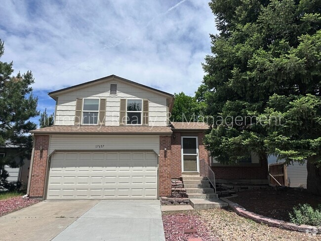 Building Photo - 17657 Ponderosa Ave Rental