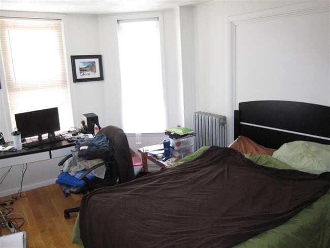 14 Oxford St Unit 2