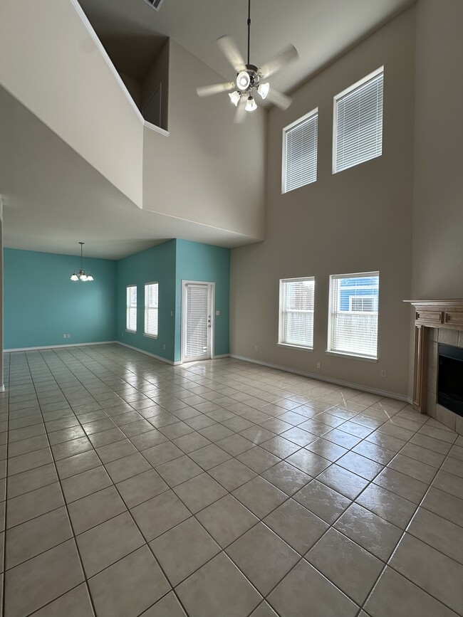 Photo - 15505 Palmira Ave