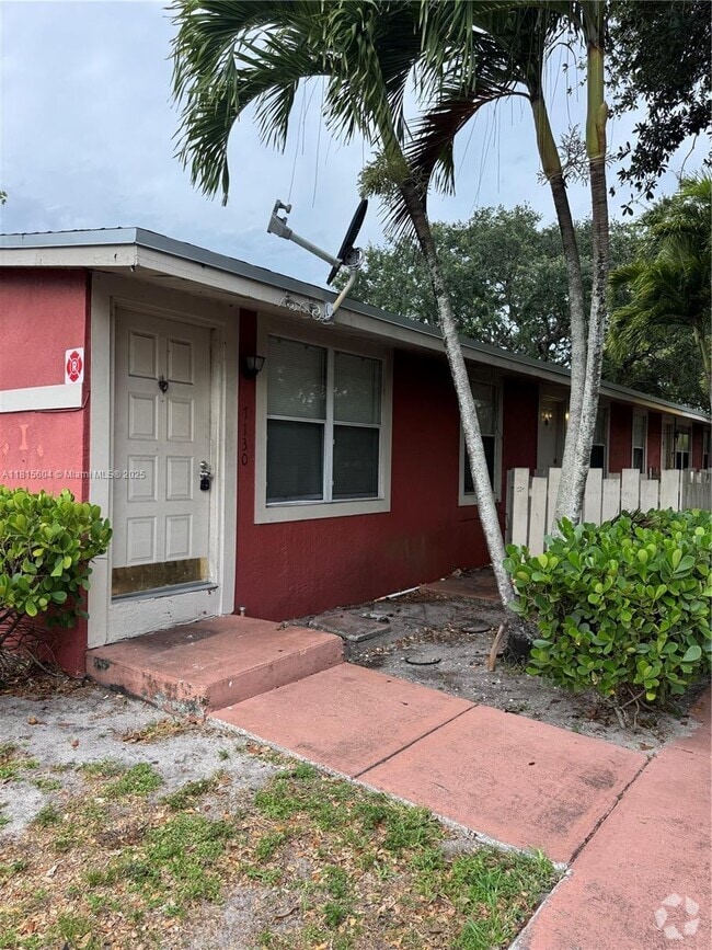 Building Photo - 7130 Southgate Blvd Unit 7130 Rental