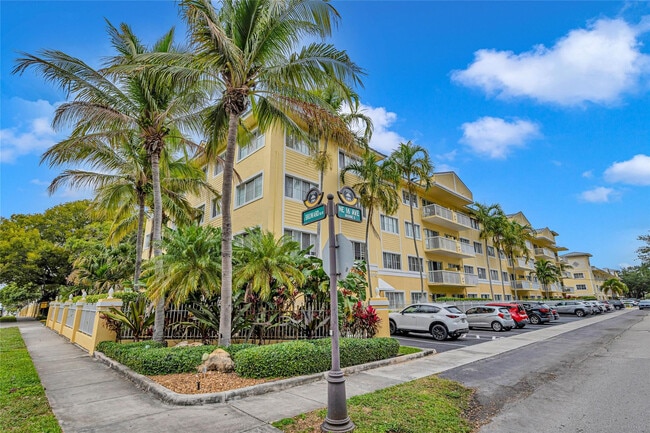 Building Photo - 1515 E Broward Blvd Unit 325