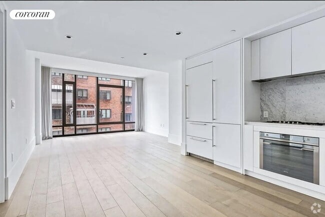 Building Photo - 429 Kent Ave Rental