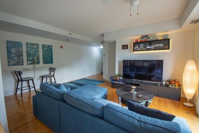 Photo - 655 Concord Ave Unit 403