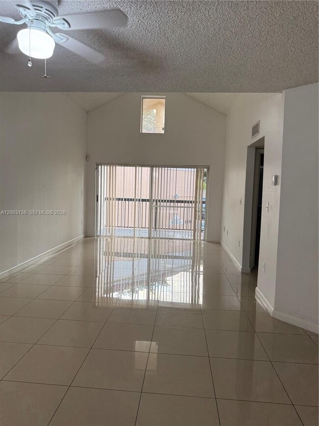 Photo - 6284 NW 186th St Unidad 215