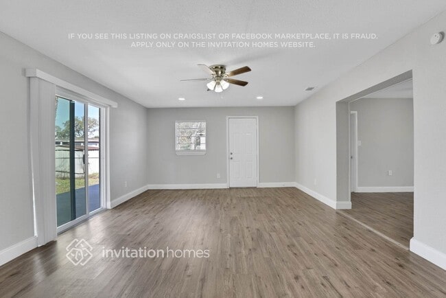 Photo - 458 Fanfair Ave