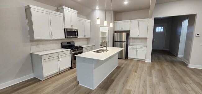 Photo - 5301 SW Firethorn Ln