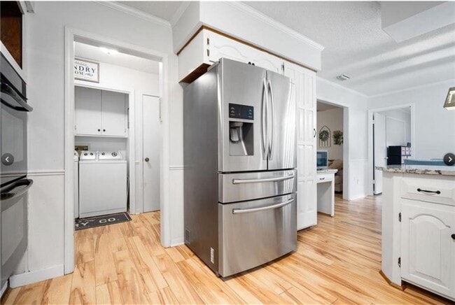 Photo - 7807 Yorkhaven Rd