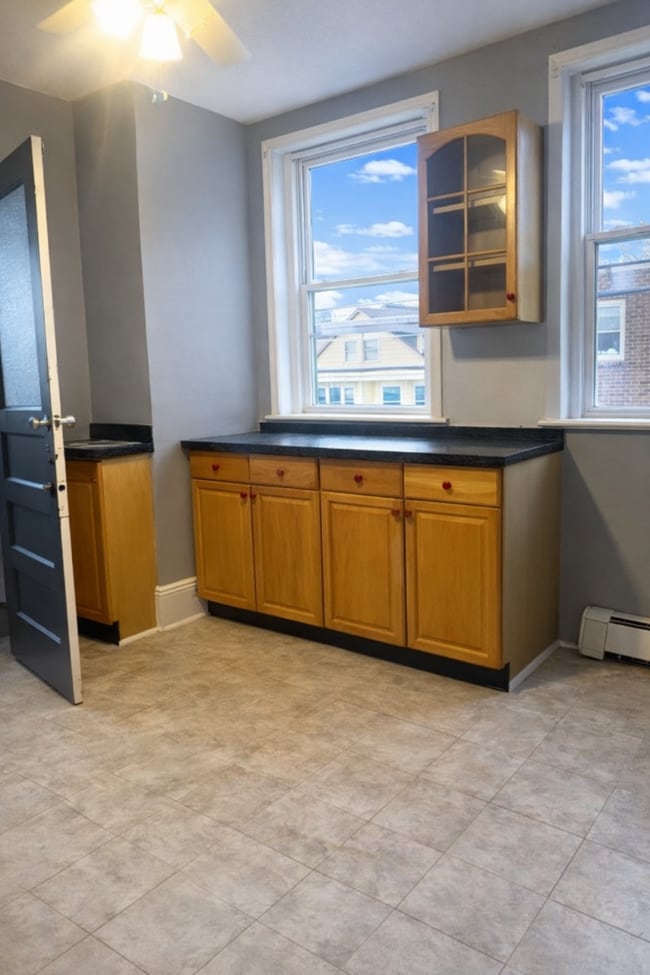 Kit2 - 48 Dayton St Unidad 48