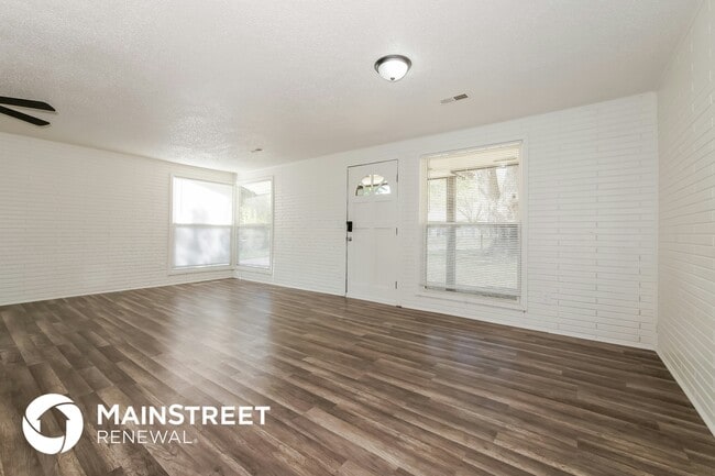 Photo - 607 Hamblen Rd