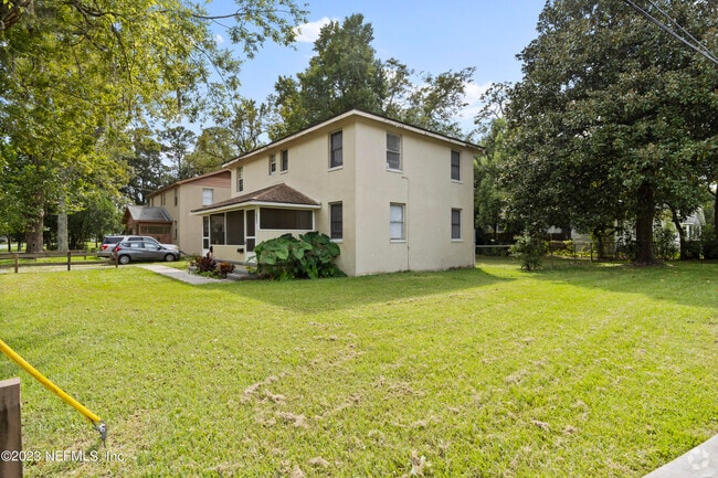 Building Photo - 1002 Day Ave Rental