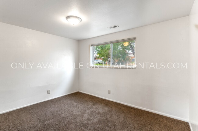 Photo - 1036 Virginia Cir