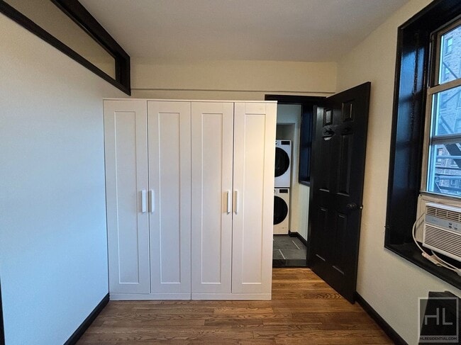 Photo - East 58th Street Unidad 1B