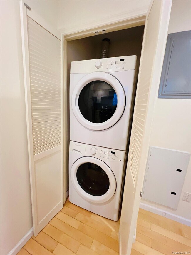 Photo - 143-28 41st Ave Unit 6A