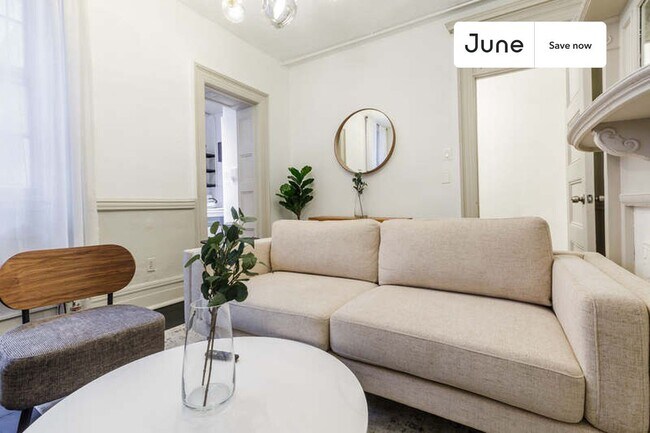 Photo - 400 W 20th St