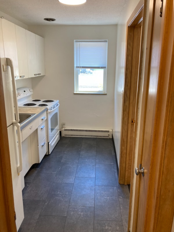 Photo - 408 6th St SW Apartment Unit 4