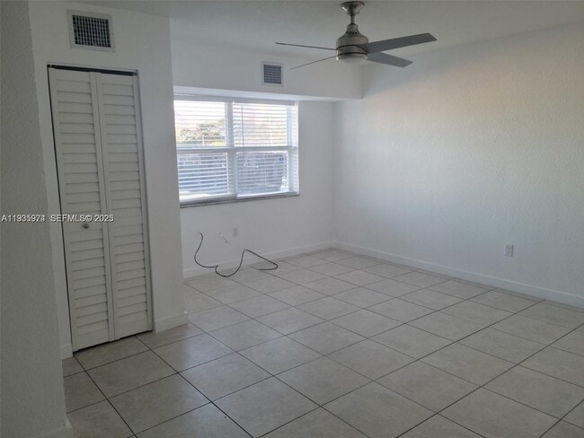 Photo - 5655 Johnson St Unit 2