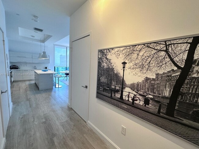 Photo - 45 SW 9th St Condo Unit 4508