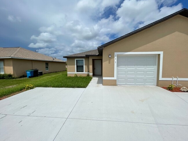 Photo - Duplex in Cape Coral! 3-bedroom 2-bathroom...