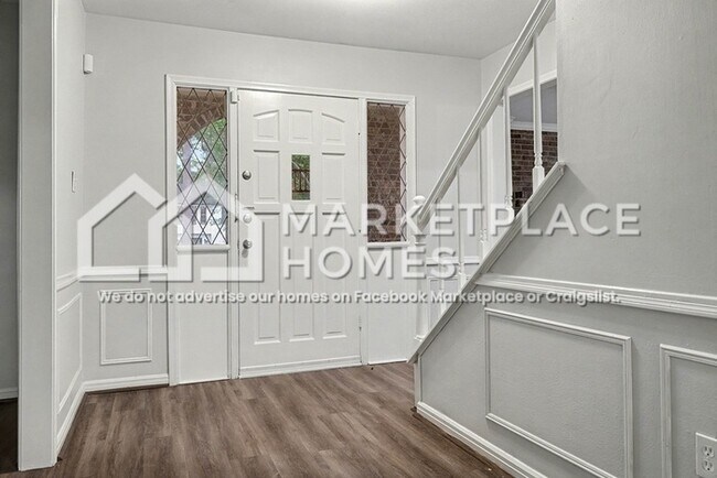 Photo - 7611 Theisswood Rd