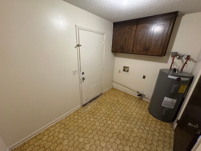 Photo - 505 Pinto Dr