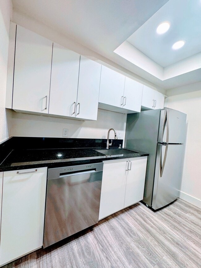 Photo - Remodeled 2 Bedroom in Sacramento