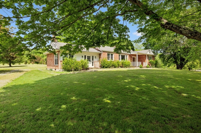 Photo - 1155 Ridge Hill Rd