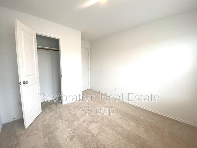 Photo - 10921 SW 22nd St