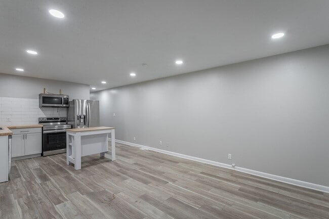 Photo - 392-394 Booth Rd Unidad 394