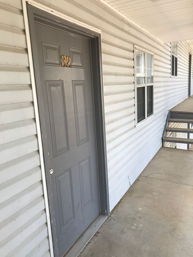 Photo - 4 BR/2 BA Apartment in Heart of Athens