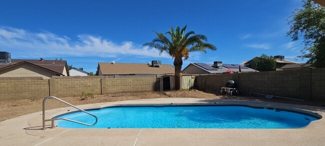 Photo - 7320 W Reade Ave