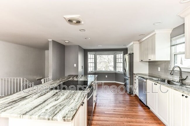 Photo - 2009 Wellfleet Ct