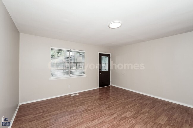 Photo - 4213 Kendall Ave