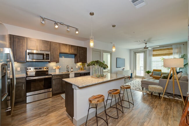 THE REFLECTION AT MONTGOMERY RIDGE apartments — community photo
