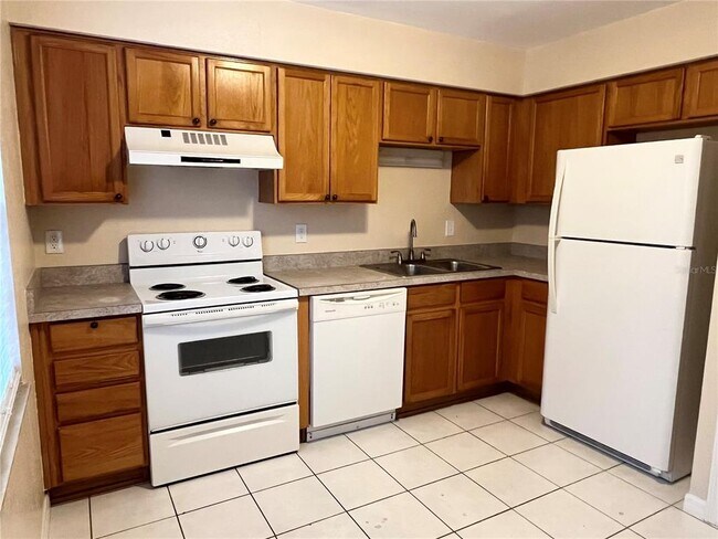 Photo - 37240 Embassy Pk Ln