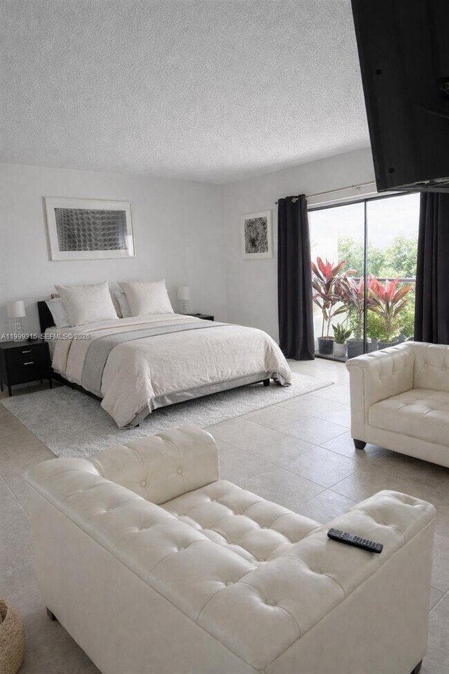 Photo - 500 NE 2nd St Unit 221