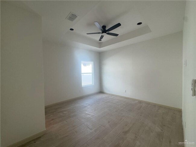 1304 Rosewood Ln Unit 1
