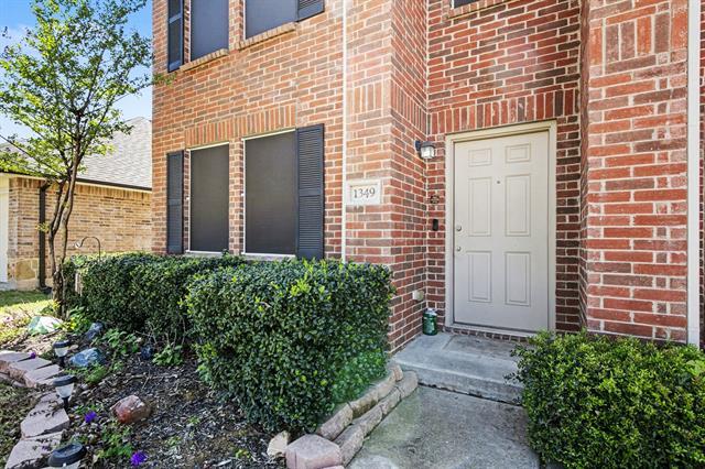 Photo - 1349 Hillside Dr