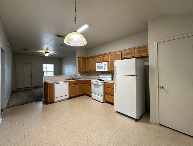 Photo - 201 Janelle Dr Unidad B