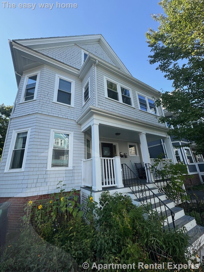 Building Photo - Davis Sq 5 Bedroom - 2 floors - Porches - ... Rental