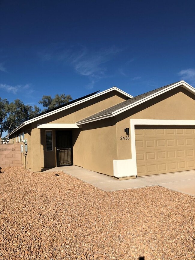 Photo - 2438 S Clovis Place-