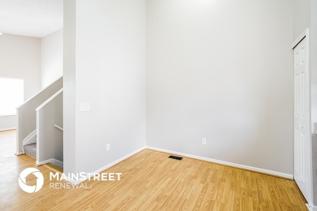 Photo - 1623 Butterfly Ct