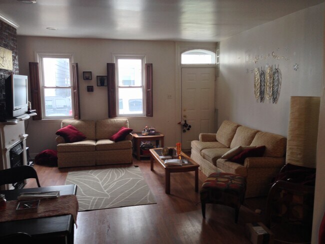 Photo - 147 S 16th St Unit 1